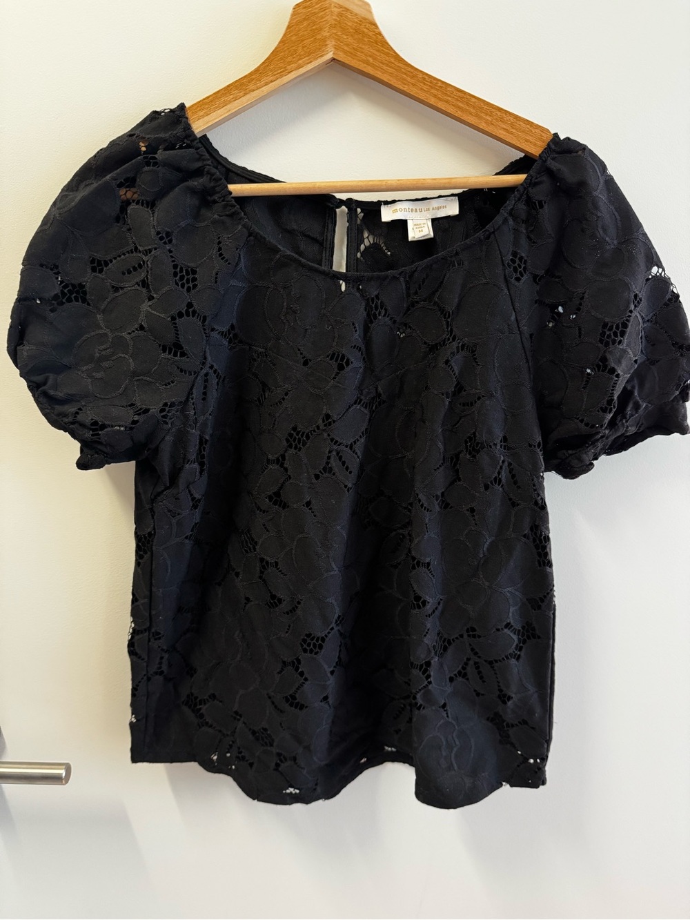 Monteau Black Floral Lace Puff-Sleeve Blouse